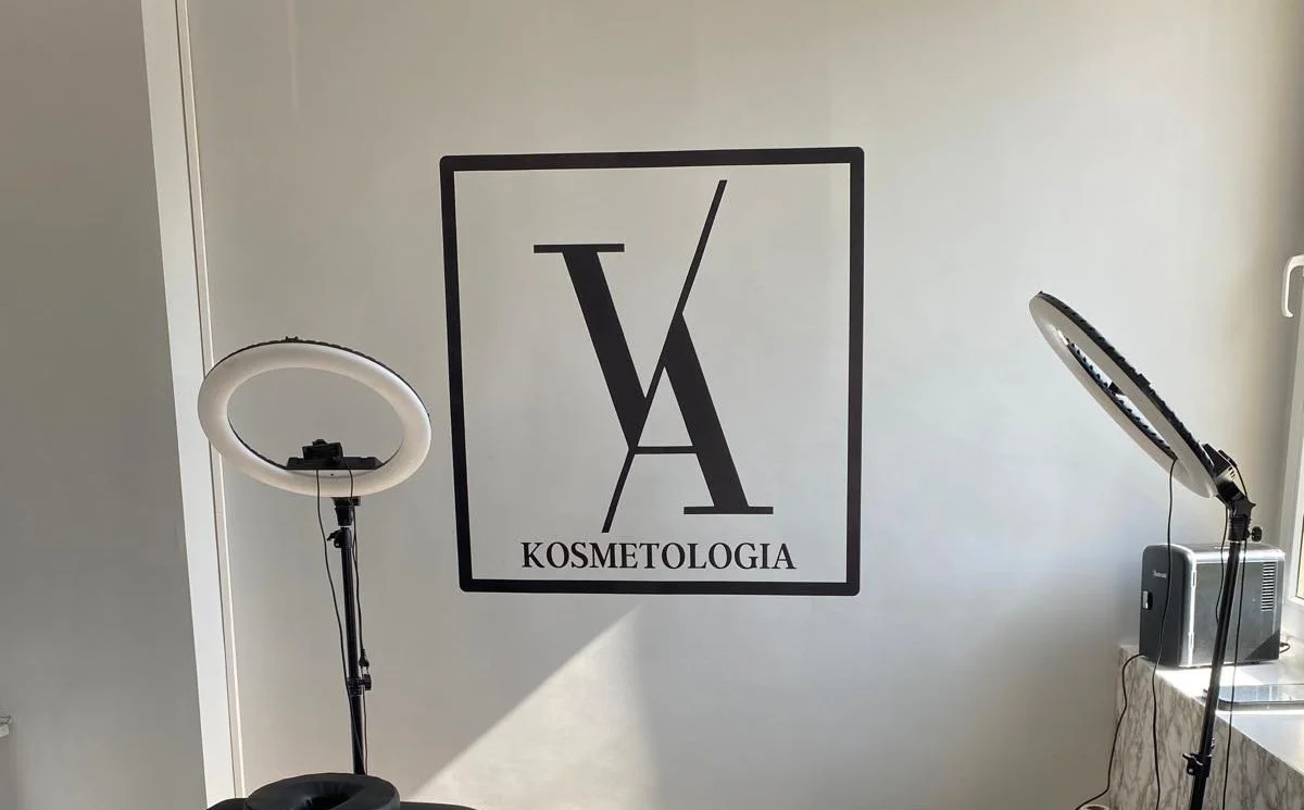 Korzyści z Druku Ściennego UV dla Firm obraz Wallface druk